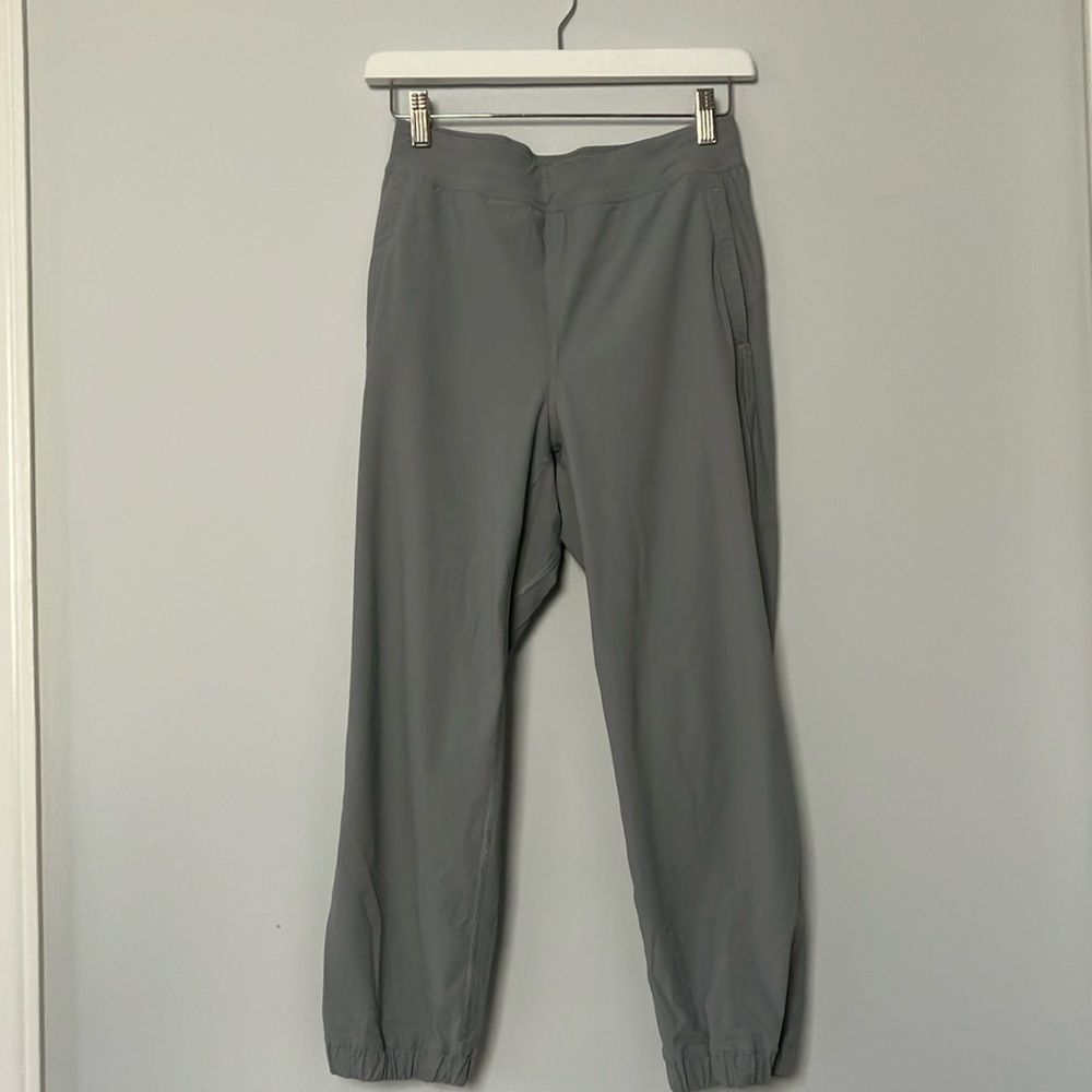 Lululemon Adapted State Gray High-Rise Joggers - size 4